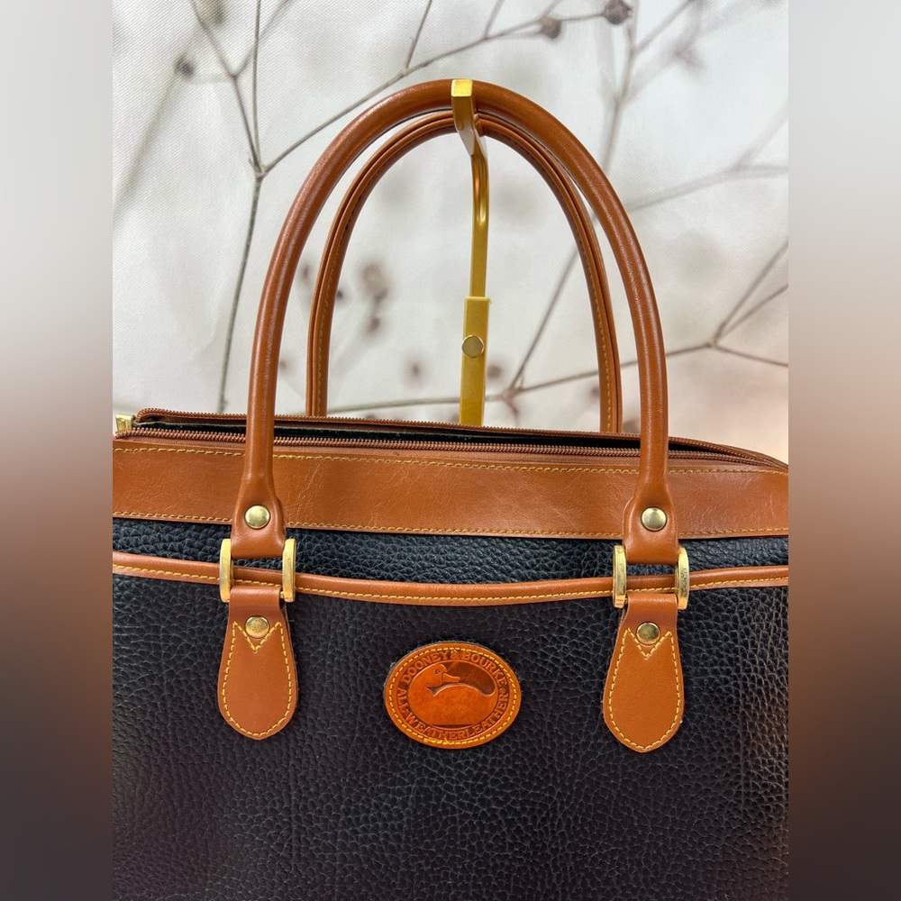 Dooney & Bourke Black Peppled Tan Leather Satchel Hand Bag - Picture 3 of 13
